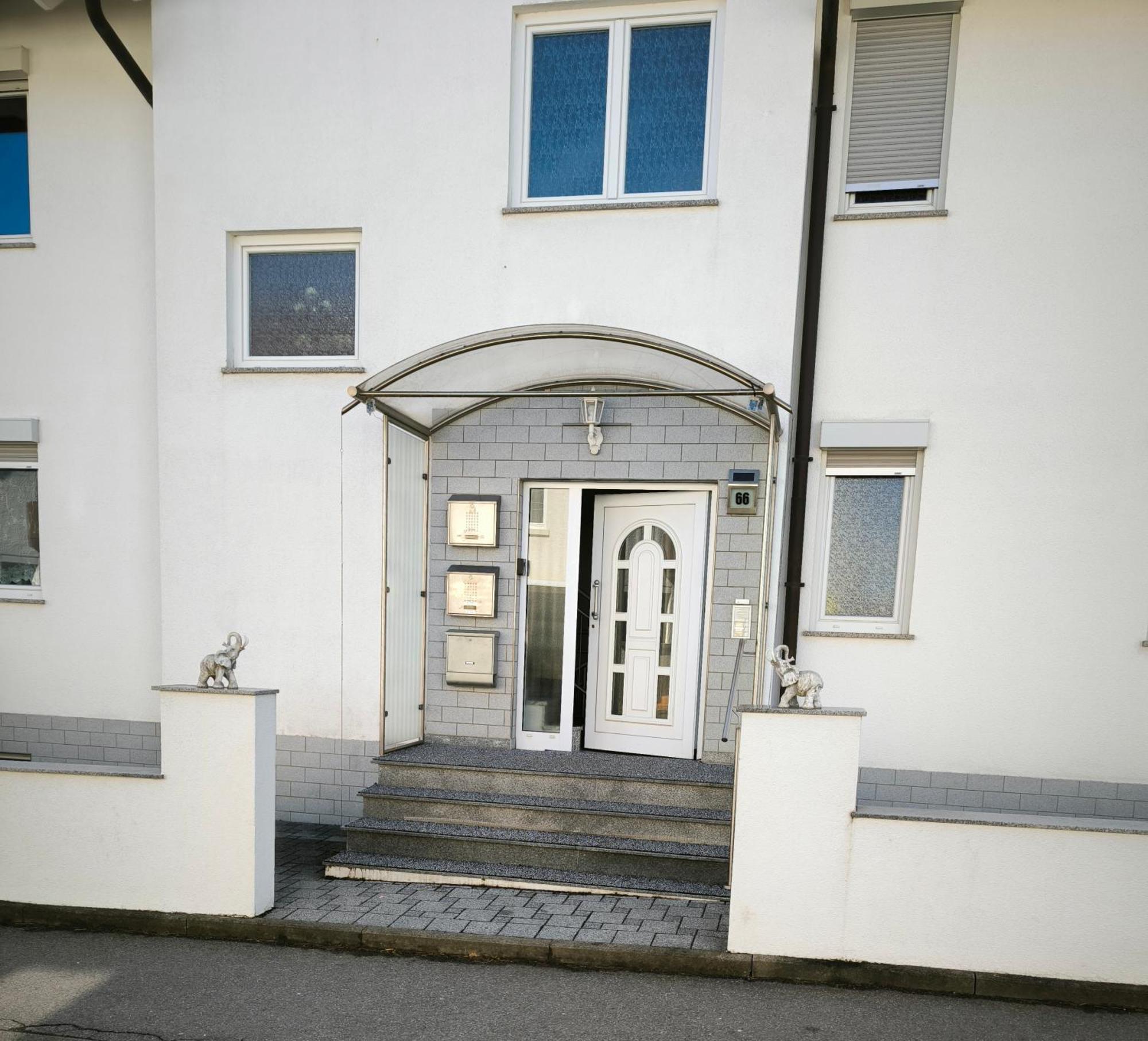 Schlafzimmer 1 Mit Top Aussicht Ueber Weilstetten 巴林根 外观 照片